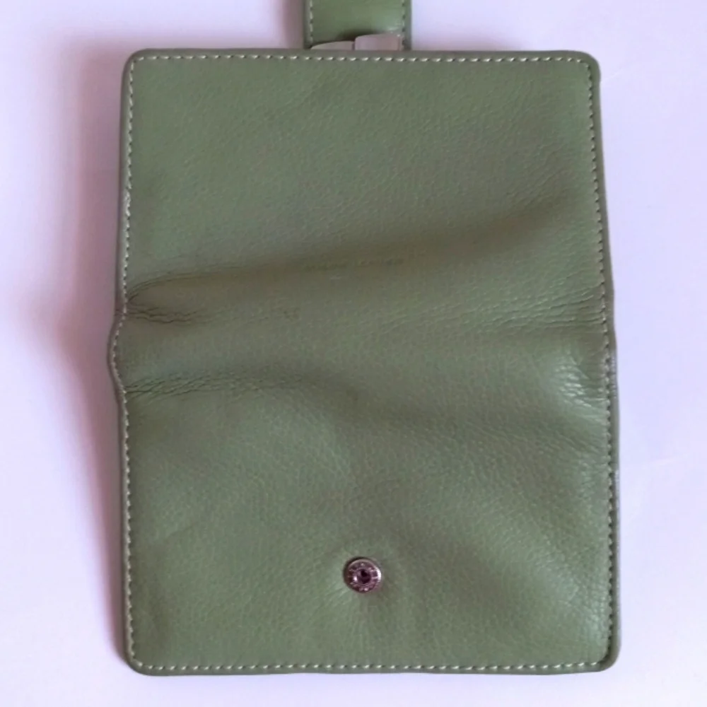 LEATHER WALLET
